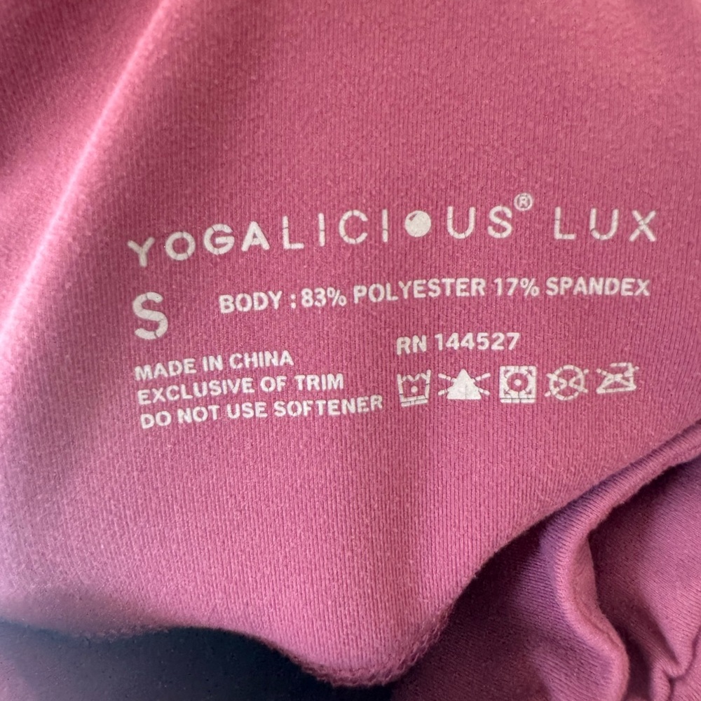 Yogalicious Lux Rose Top - Picture 3 of 3